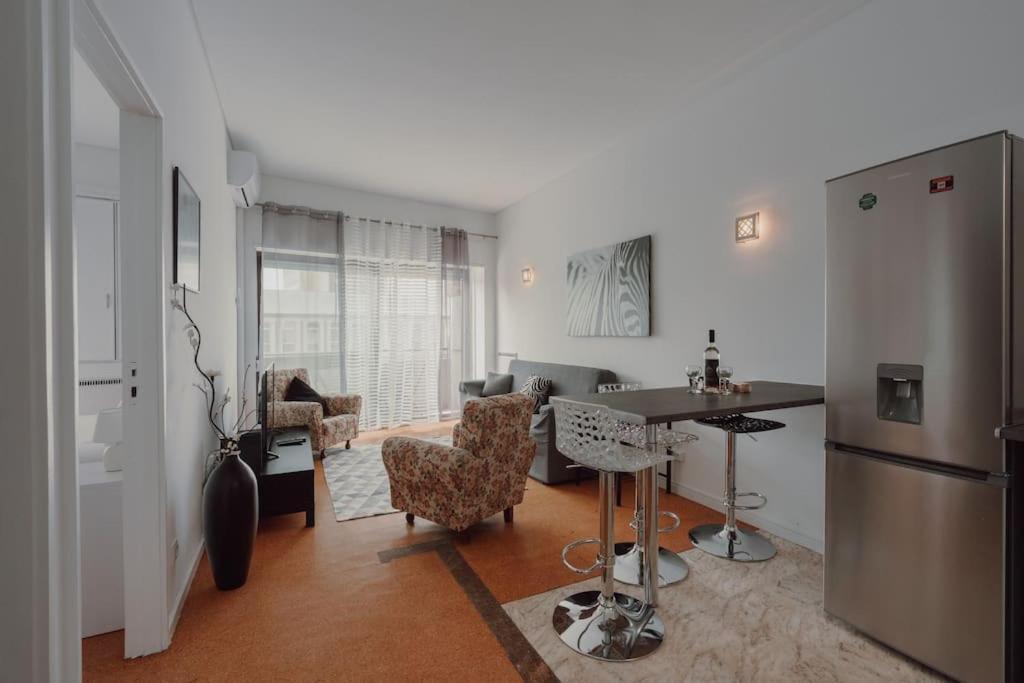 Apartamento Trindade Apart City Center Oporto Exterior foto