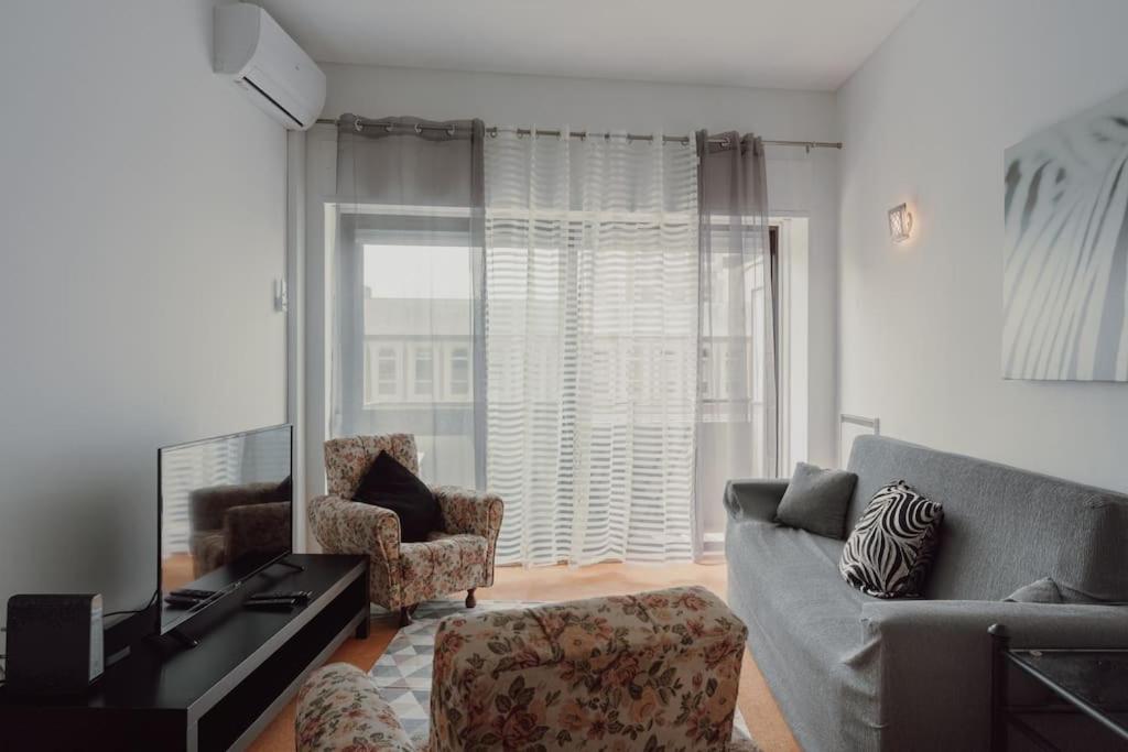 Apartamento Trindade Apart City Center Oporto Exterior foto